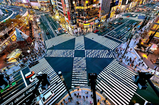 Shibuya-crossing